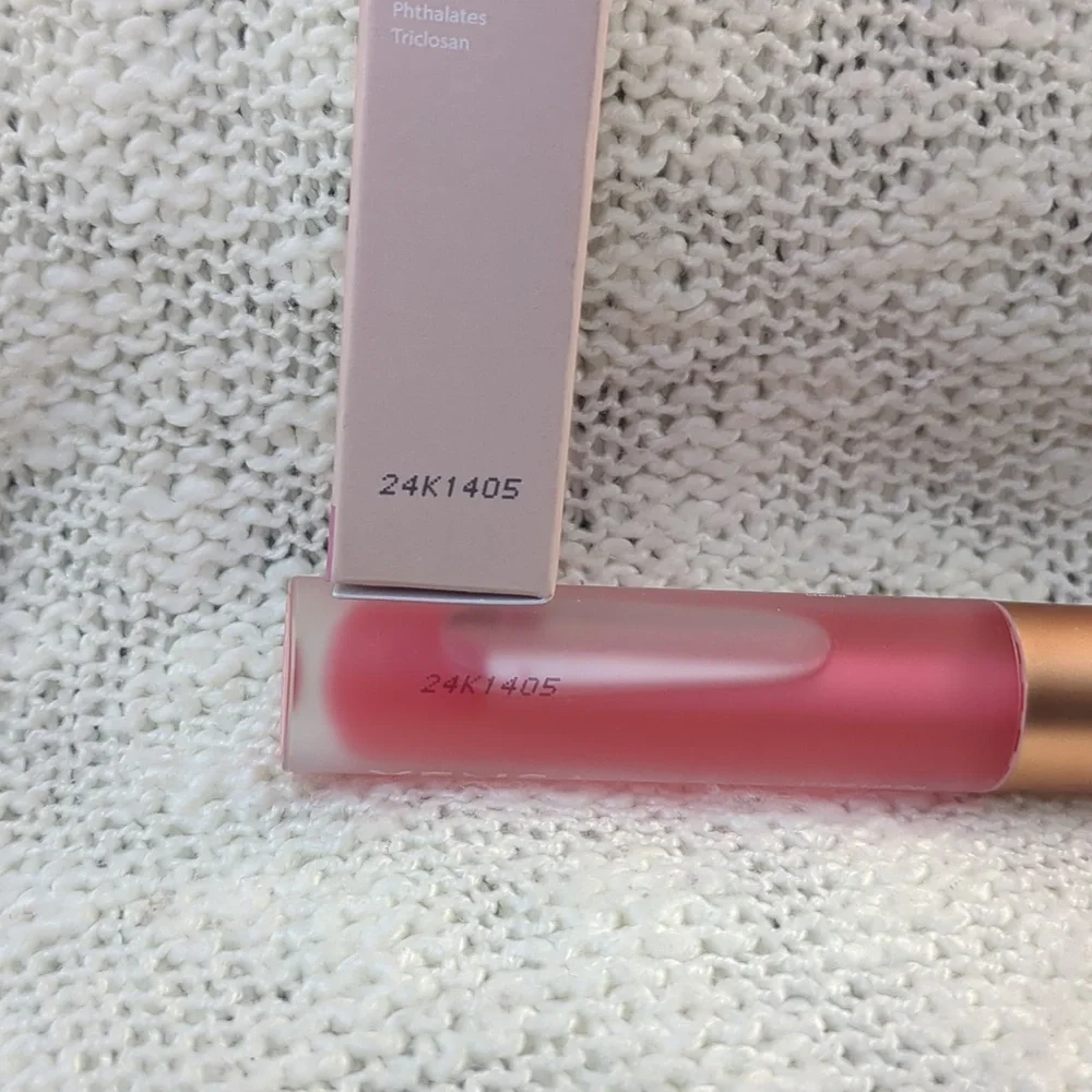 Yensa Luxe Lip Oil in Pink Shine, 6ml/0.20fl oz